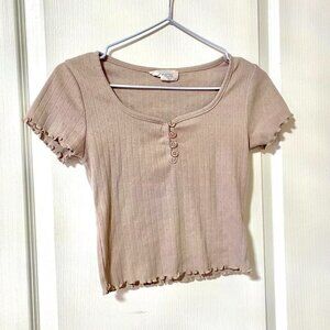 dusty rose buttoned shirt